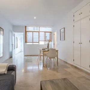 Apartamento Azvalia - Larga 112 Abono Parking Gratis, El Puerto de Santa María